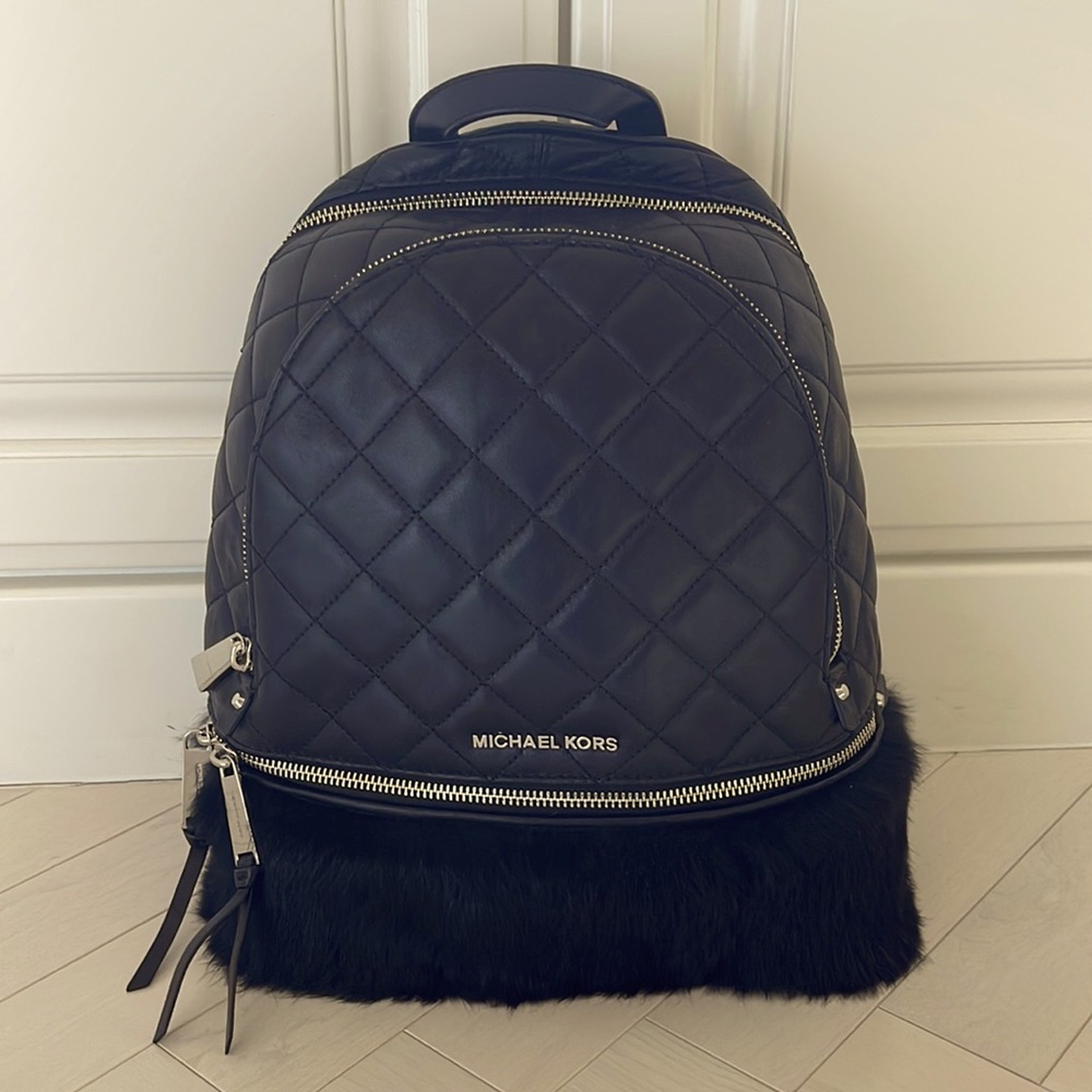 MICHAEL KORS BACKPACK/PURSE “Rhea”
